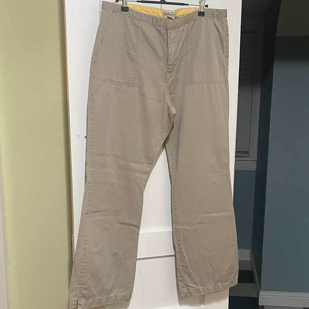 Aeropostale Women's Khaki Chinos